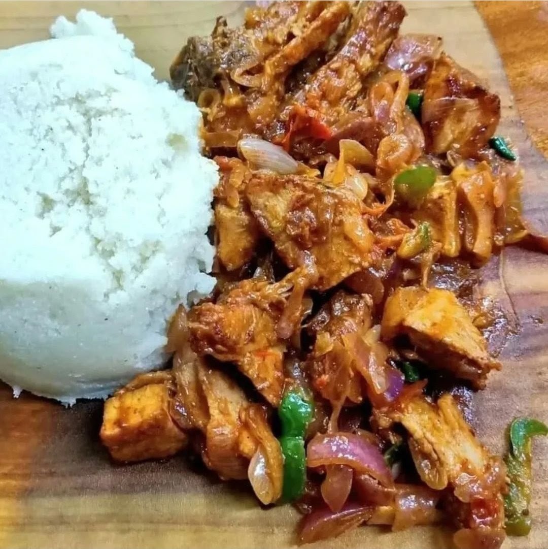 pork25475468's tweet photo. -Kula Poko
-Have pork today.
From our farm, to your plate.
We are located at Madaraka-Strathmore adjacent to Siwaka Plaza
#Follow_us on @pork25475468 for delicious pork and pig farming tips.
#LetsFarmTogether
#LetsEatPork
#airbnb
#Roysambu https://t.co/1khkHl0i2E