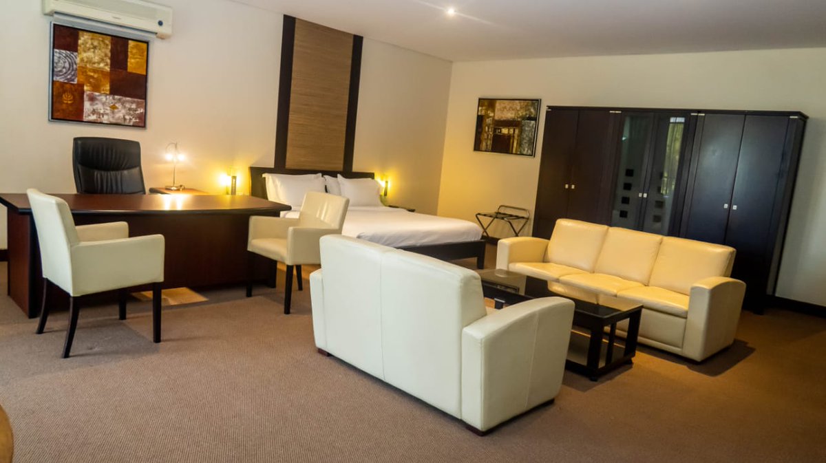 ProteaKampalaH's tweet photo. Our #LiberationWeekend Exclusive Room Rates are here!
๐
Enjoy luxurious stays with room rates at just USD 135 per night from January 25th to 28th!
Indulge in a weekend of relaxation and comfort at our exquisite hotel. Explore special offers across various amenities.๐๐ https://t.co/2nVUUpTnMV