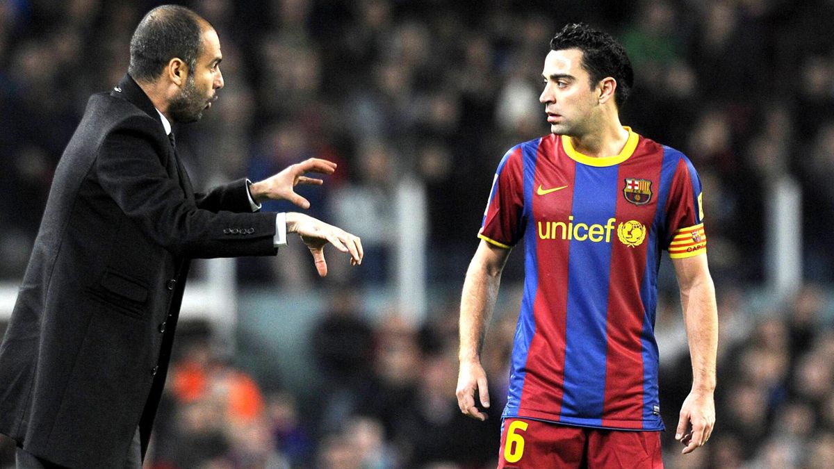 CuentaMister's tweet photo. Guardiola: "Apoyo incondicional a Xavi, los jugadores deben dar un paso adelante, tienen la calidad"

Agüero: "Xavi dará resultados en 2 o 3 años"

Piqué: "Si alguien puede recuperar el juego del Barça es Xavi"

No sé que hacer, creerles a ellos, o al marca, pedrerol y YihiRM14🤔 https://t.co/mKdEw4040T