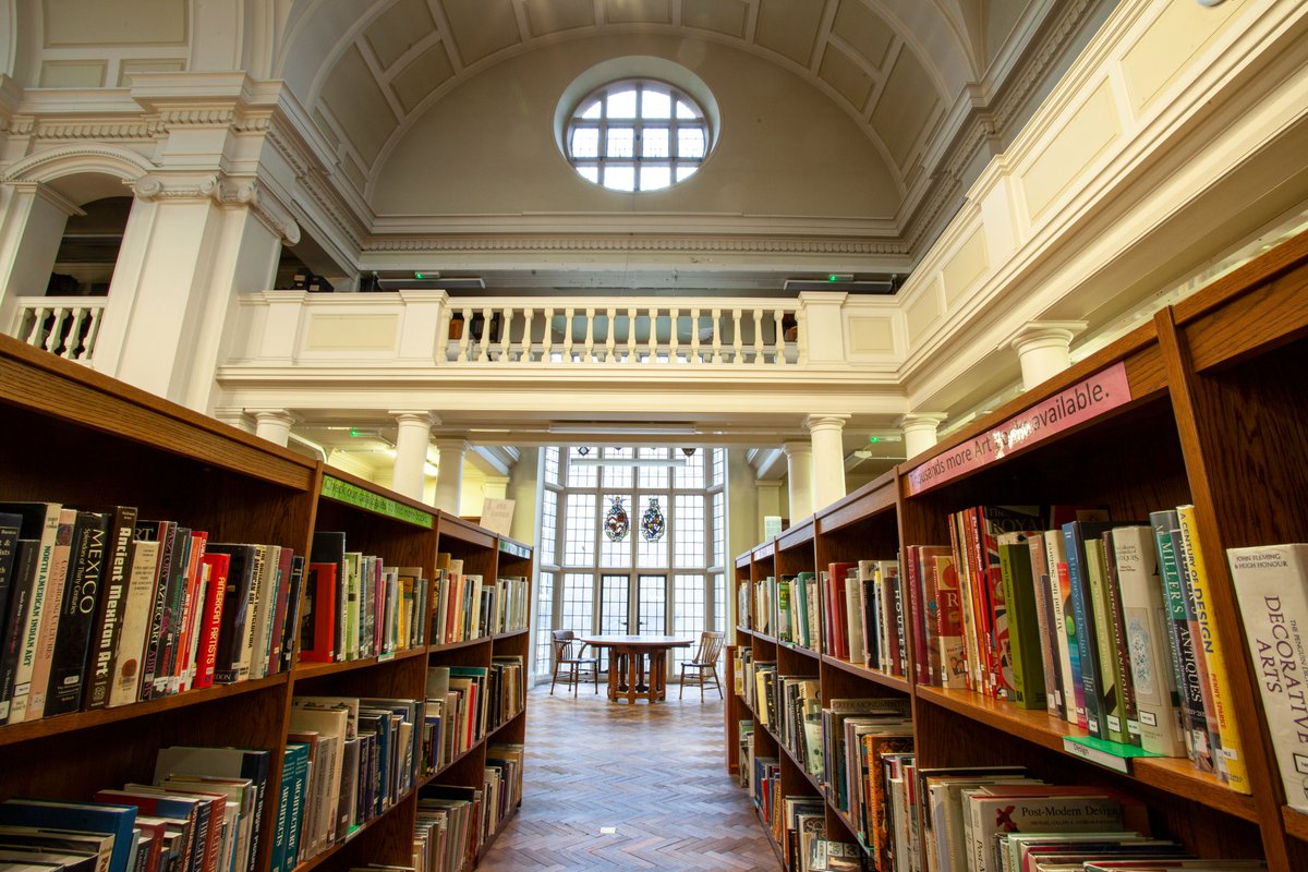 BristolLibrary's tweet photo. 📢Come and work with us!

📚We're recruiting for a Library Group Manager at Bristol Central Library

📅Closing date - Monday 29th January

Apply on the Bristol council jobs website ⬇️

🔗https://t.co/7LW9cDbicD https://t.co/VMfccybfnF