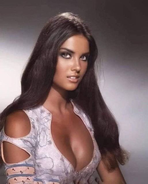 Happy 75th birthday Caroline 💐🍸 #CarolineMunro