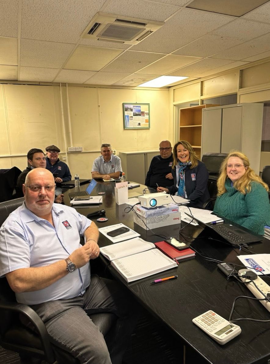 DDrillGroup's tweet photo. Our first monthly managers meeting of 2024 ๐
Great to get everyone around the table from left to right Lionel, Chris, Neil, Andy, Robbie, Julie & Sharon.
What a top team! Ready to talk about all things #concrete โฆ their favourite subject ๐คฉ
#ddrill #teamddrill #topteam https://t.co/Jcv7b0mLRI