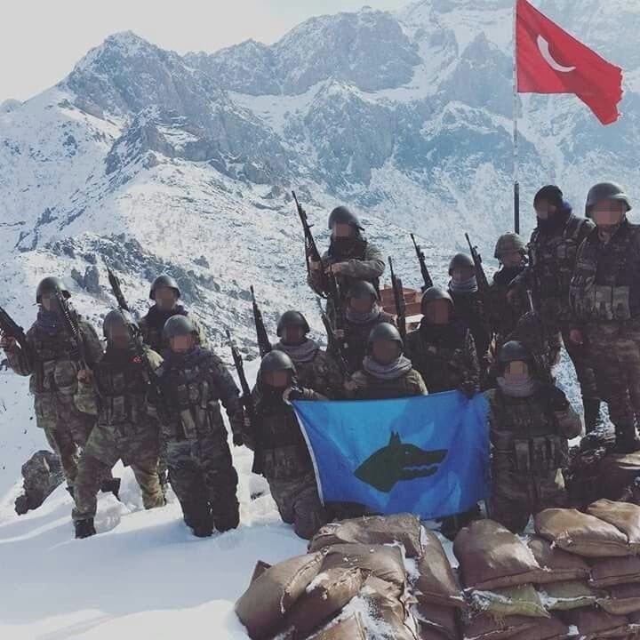 Türk düşmanlarının korktuğu nesil yetişiyor.
Atatürk’ün dediği gibi “Çocuklarınızı milliyetçi yetiştirin”