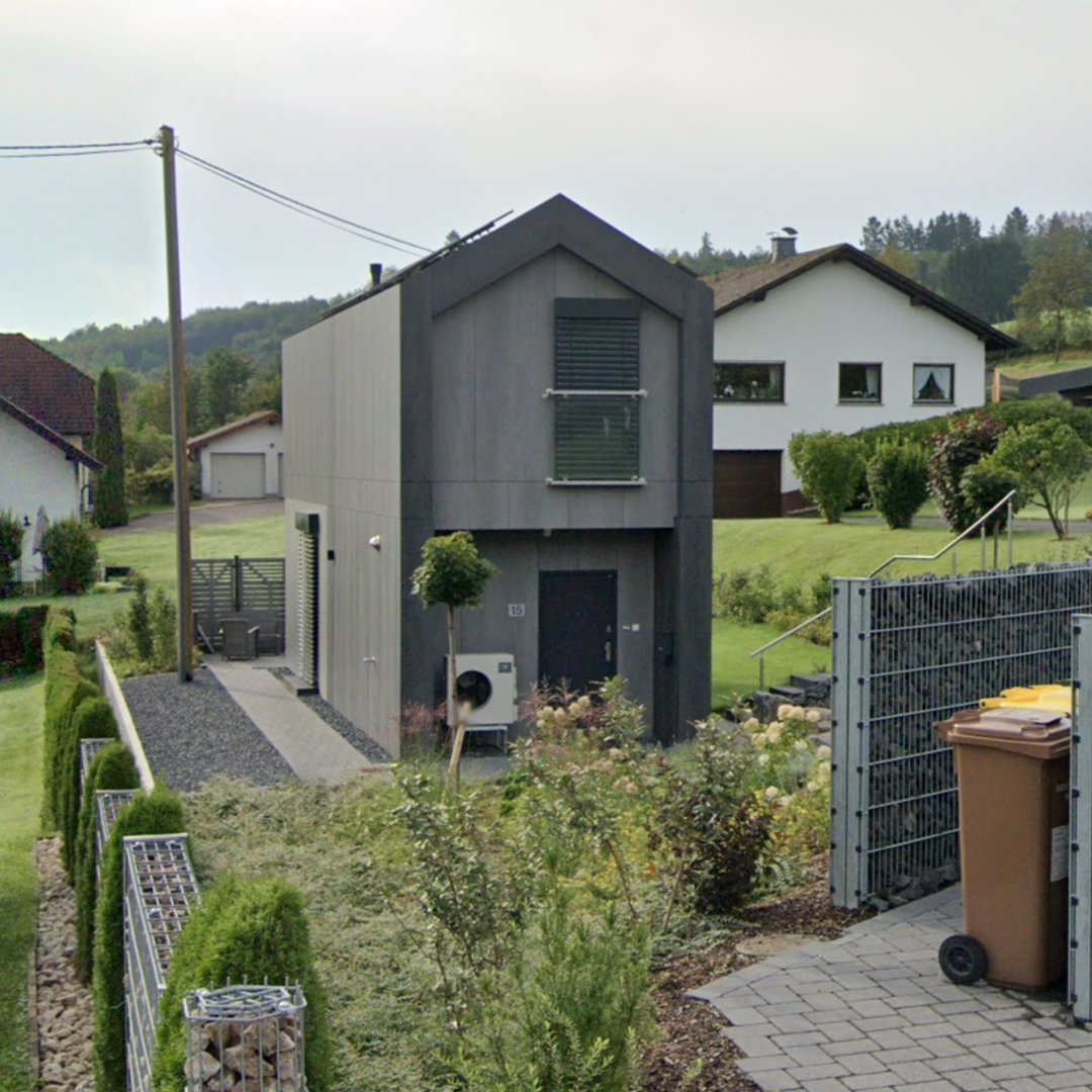 A quick look at Google Maps in Germany. 🇩🇪
Hello, Sagitta #ModularHouse! Nice to see you!👋

#QMODULAR #modularhome #modularbuilding #modularconstruction #modulartechnology