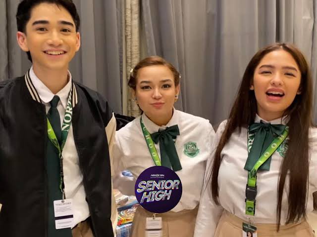 viviluvsblythe's tweet photo. my fav trio π₯Ί https://t.co/8j4PoT7yHl