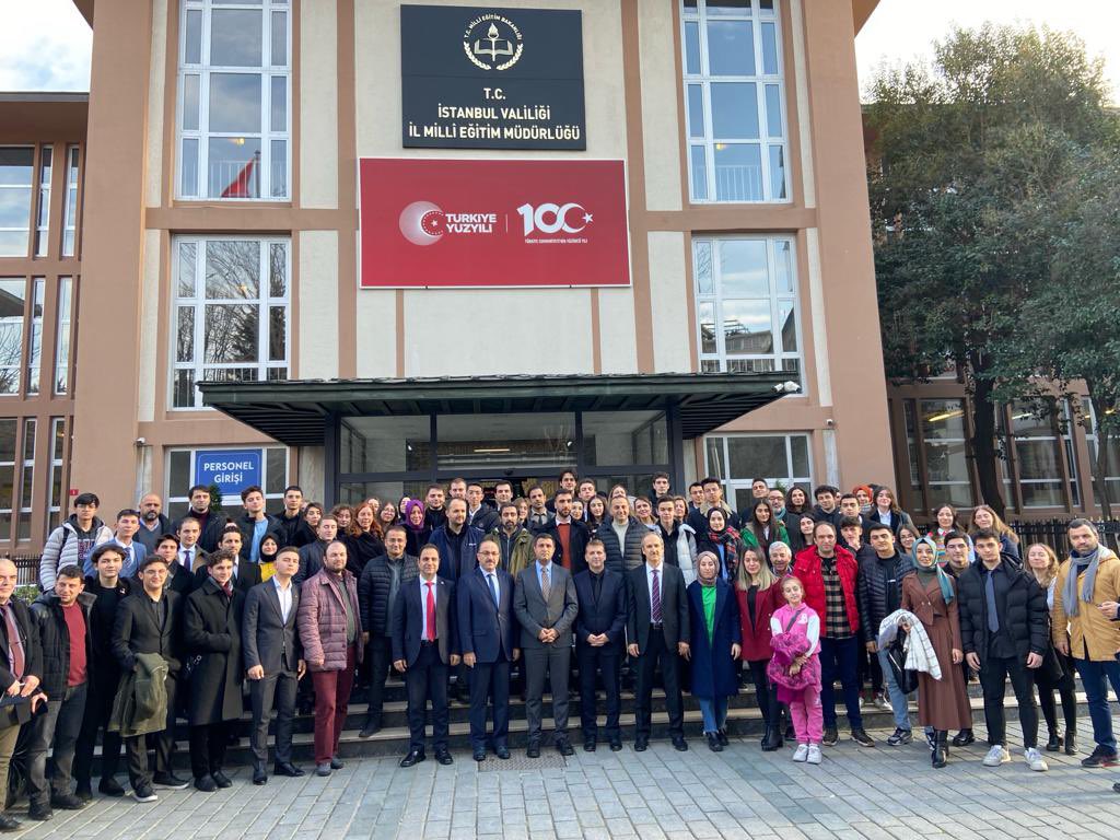 BeykozFCAL's tweet photo. @TC_istanbul @MEMBeykoz 6-İL MİLLİ EĞİTİM MÜDÜRLÜĞÜNÜN DÜZENLEDİĞİ İSTANBUL ÖĞRENCİ MECLİSİNİN İLK TOPLANMASI @TC_istanbul @MEMBeykoz https://t.co/CSKGAKooEn