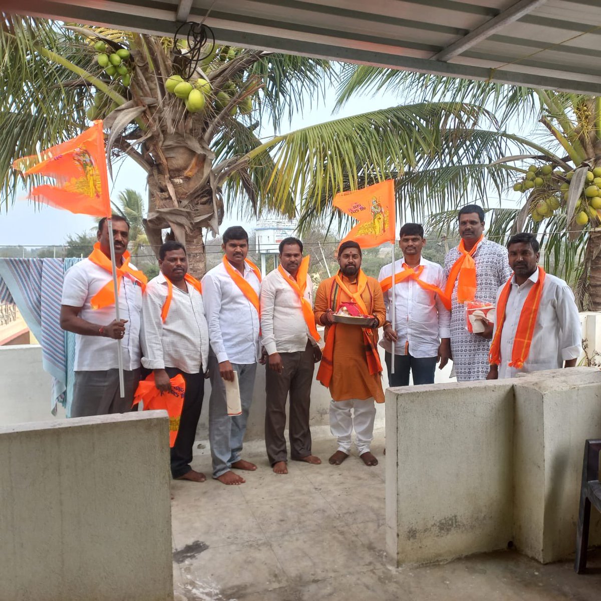 SM_madapathi's tweet photo. Jai Shri Ram 🙏🚩
1st Jan to 15th Jan
Glimpses of door-to-door distribution of Prabhu Shri Ram #Akshat in Mokila(v) of Shankerpally(m) along with our Team ahead of #RamMandirPranPratishta
Dream of every Hindu..!!
#Ayodhya #RamMandir 🙏
@BJP4Telangana 
@kishanreddybjp
@KVishReddy https://t.co/cdIEALT9Z3