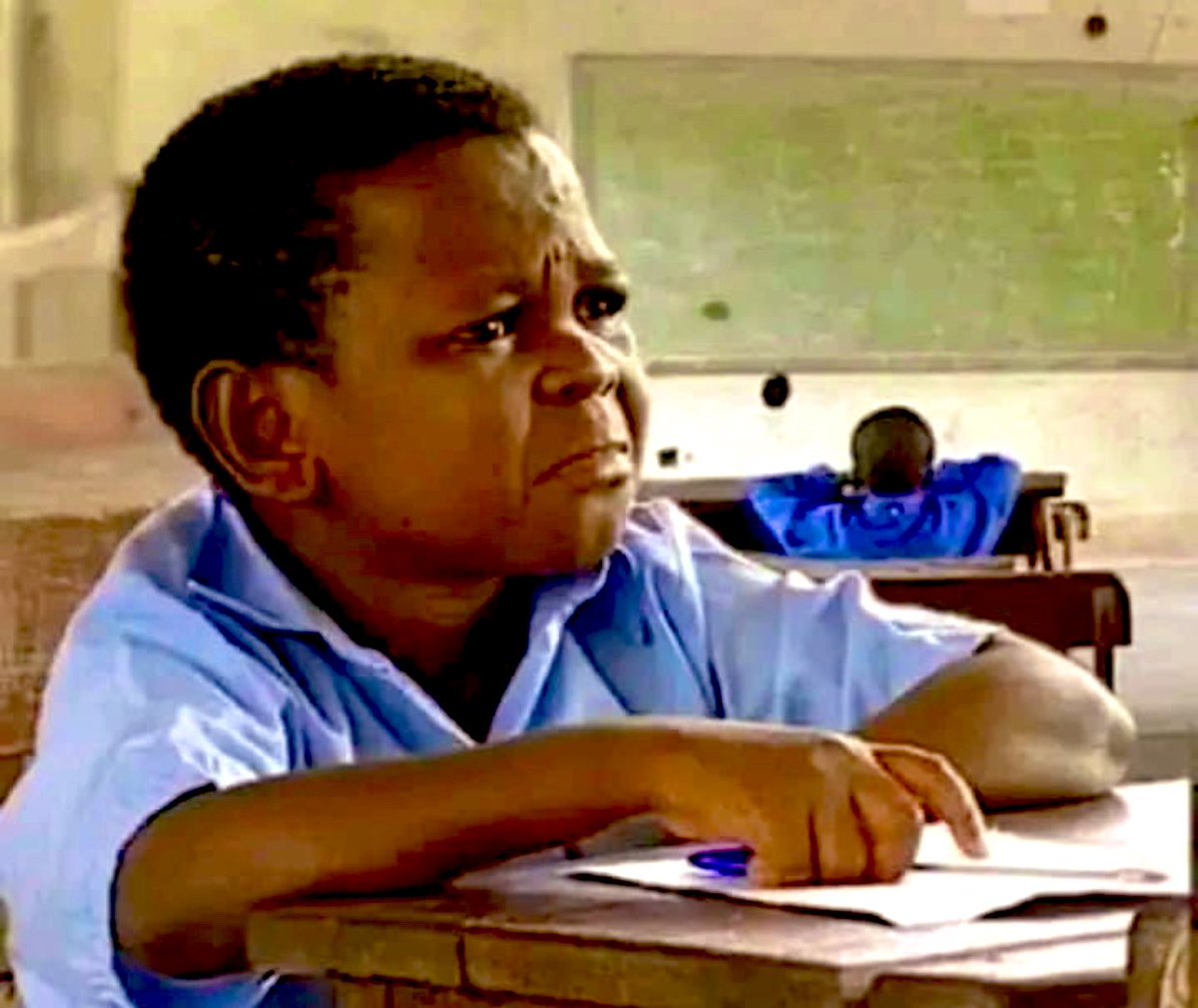 OddsVillage's tweet photo. Someone sent me a DM last night with his transcript literally begging for money to complete his program at UCC. This morning I received another DM from someone purporting to be a student of Legon with the same transcript bearing a different name.

Is this some kind of new format? https://t.co/szPjxA5z2U
