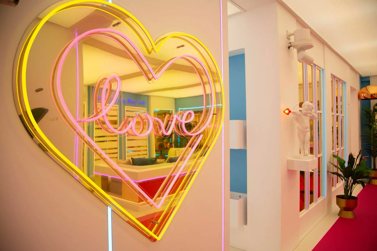 youfibre's tweet photo. Can we pull you for a chat? 💬
You’ll 💗 our #fastbroadband
🔥https://t.co/AuE46ZtoSD🔥
#loveisland
#igotatext https://t.co/z0USAOrdaT