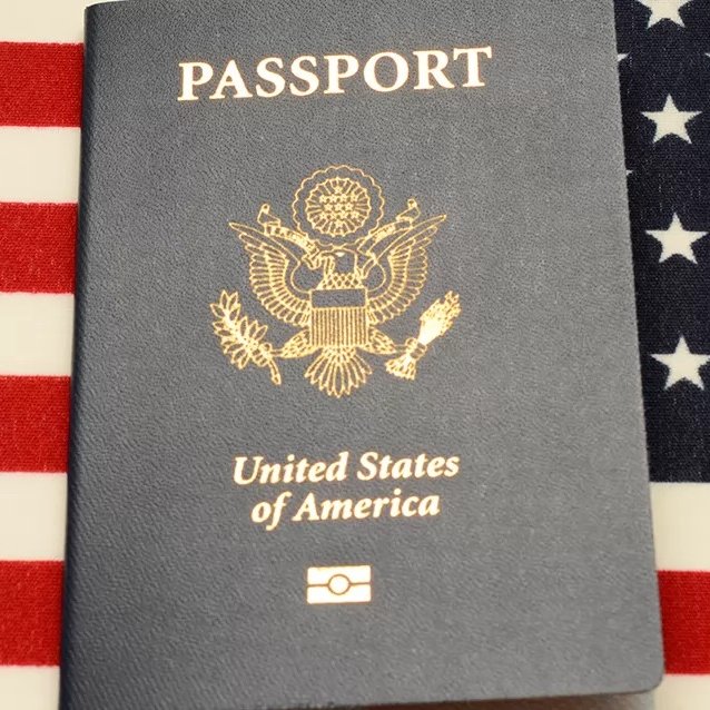 Gonzalo Lira, a journalist of Chilean descent, Zelensky critic who was jailed in Ukraine and died several months into his detention, was a citizen of the USA.

A single call from the White House to Kiev would have been enough to save Gonzalo Lira’s life and free him from the