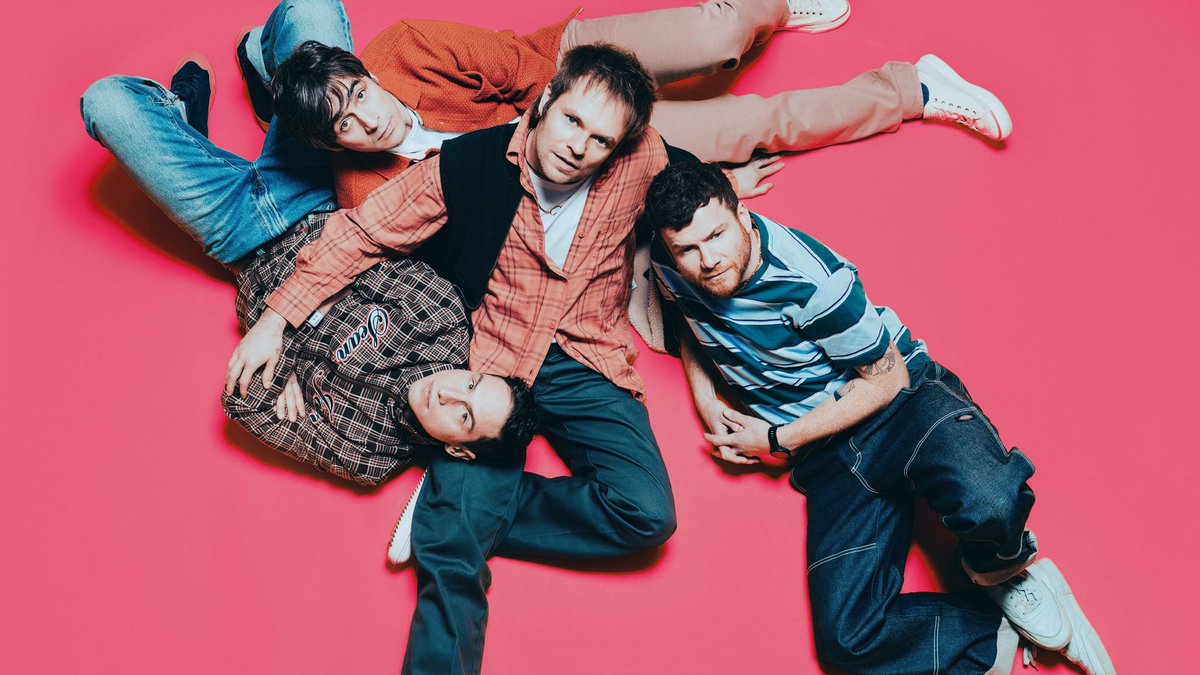 KerrangMagazine's tweet photo. Listen to Enter Shikari and Jason Butler’s explosive new collab Losing My Grip, ahead of next month’s massive arena tour. https://t.co/3PlZRUw2sp https://t.co/yL5f59HW3d