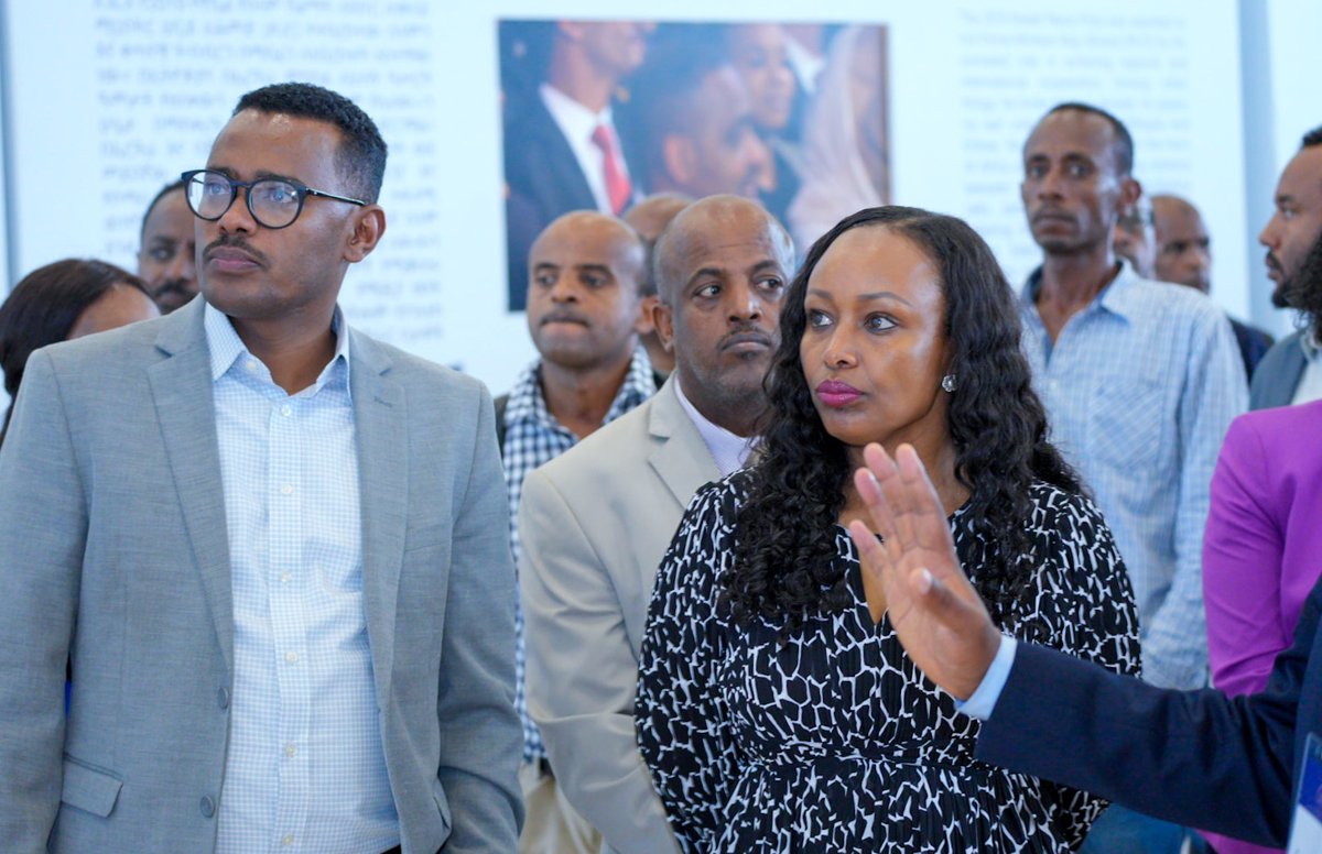 ETEmbassyISB's tweet photo. #Day6
H.E. Fitsum Assefa (PhD), Minister of Planning and Development, along with officials and staff of the Ministry, as well as its affiliates visited the #Ethiopian #DiplomaticWeek exhibition at the Science Museum. https://t.co/sxBCb7hm5t