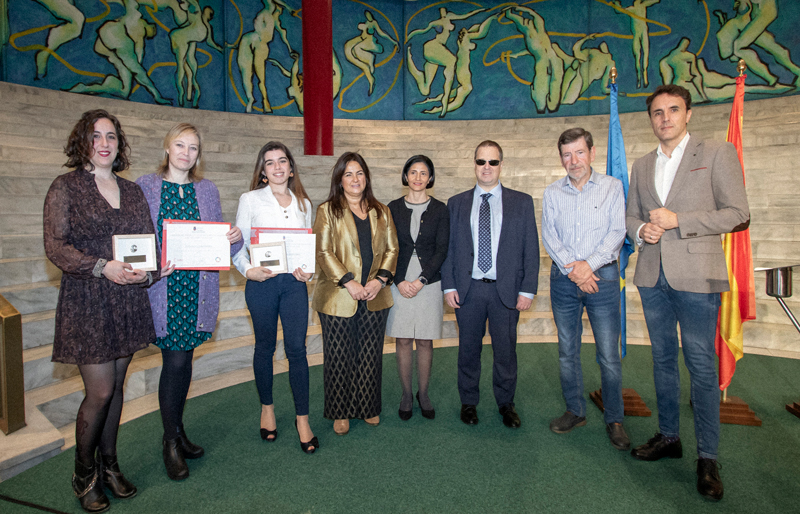 UC_OAS's tweet photo. Leyre del Carmen Rebollo ganadora del Máster Universitario en Investigación e Innovación en Contextos Educativos, en el Premio de Cooperación Internacional José Félix García Calleja del Gobierno de Cantabria

Más Información:
https://t.co/rtguNO1uax https://t.co/3je0JRs9d2