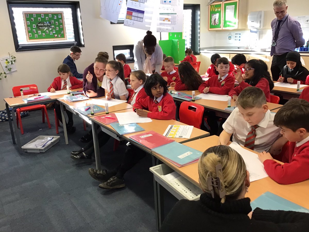KennyEE21's tweet photo. Always learning @greenfieldsps with teachers sharing good practice. #cpd @teacherhead #livemodelling #backwardfading https://t.co/nENWMYjjfM