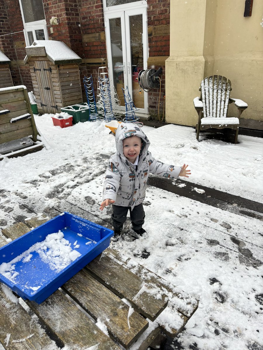 Radcliffe Hall EYFS tweet media