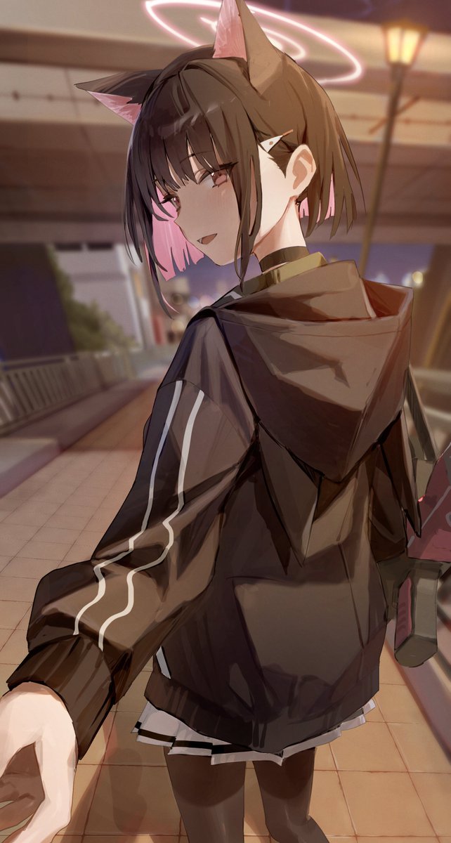 #ブルアカ
仕事帰りとカズサ… https://t.co/Hhl13resX8