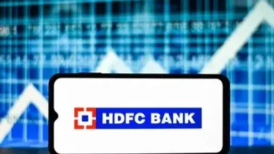 HDFC Bank, the country's largest private sector lender, on Tuesday reported better than anticipated net profit in Q3 FY24. The Mumbai-based lender reported net profit of Rs 16,373 crore.

#RepublicBusiness #HDFCBank #HDFCBankProfit
republicworld.com/business/indus…