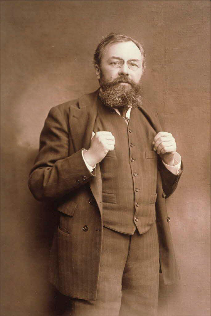 HistoryMttrs's tweet photo. 🇲🇫 #BOTD #OTD #16JAN #France #Paris
Sunday 16 January 1853, Andre Jules Michelin was born in Paris, France
French industrialist who founded, with his brother Édouard, the Michelin Tyre Company in 1888 in Clermont-Ferrand, France.
He died (78) on Saturday 4 April 1931 in Paris.
#AndréMichelin #Michelin #PneusMichelin