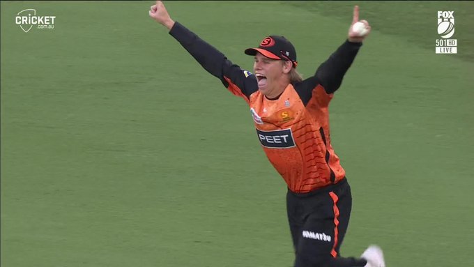 On the slide and taken 🔥 📹 Credits: Twitter/BBL
