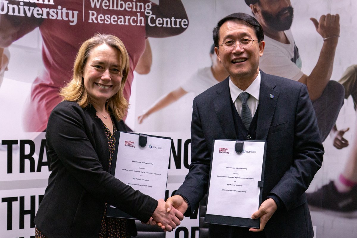 We're pleased to have signed an agreement with Jeju National University to make the South Korean island the 'healthiest place to live in Asia'. The collaboration between @SHU_AWRC and Jeju will lead to research to improve health and prosperity. Read more 👇shu.ac.uk/news/all-artic…