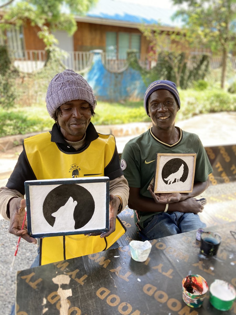 Meet Ken, He creates #art  from waste materials. His story is a testament to the power of passion, resilience, and #Sustainability . 
His determination is not only reshaping his life but also contributing to a brighter, greener future.   Read more planetone.org/from-jack-of-a…