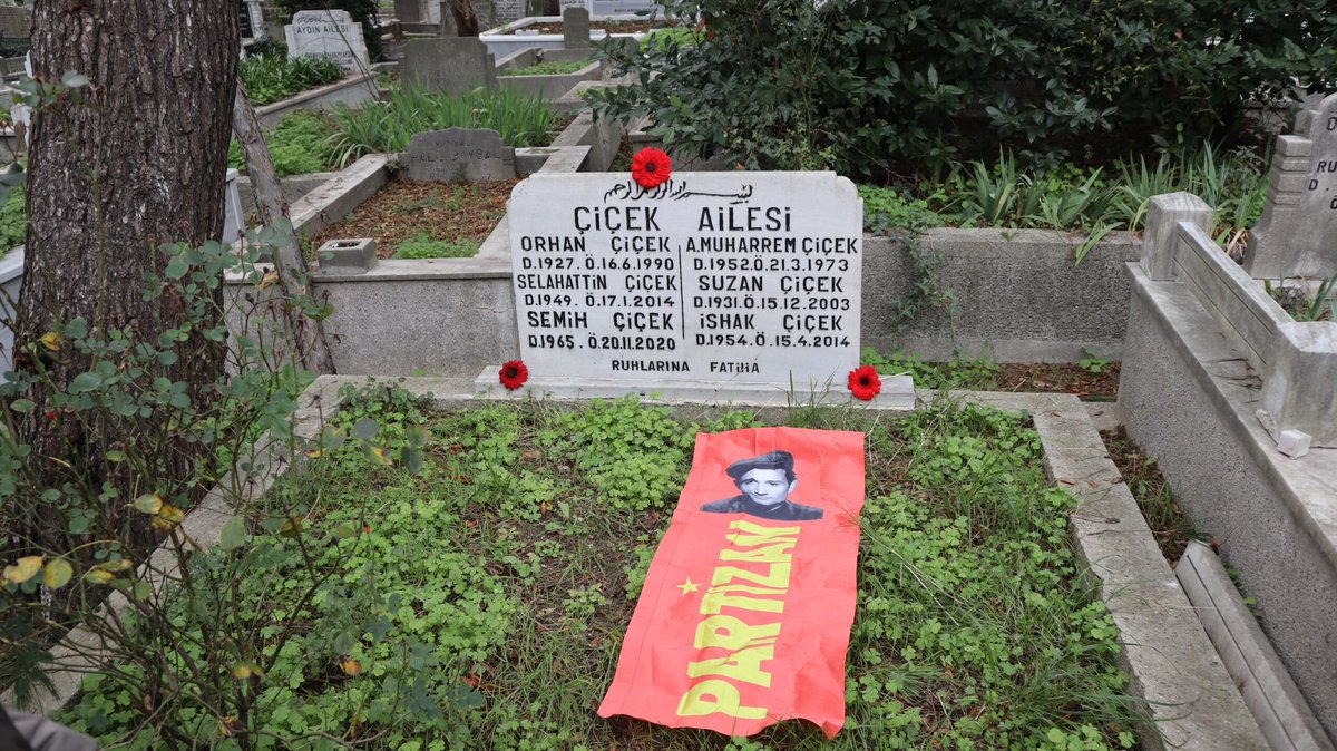 “Parti ve Devrim Şehitlerini Anma Haftası” kapsamında Devrim ve Komünizm mücadelesinde ölümsüzleşenlerin mezar ziyaretleri devam ediyor.

partizanmlm30.net/parti-ve-devri…