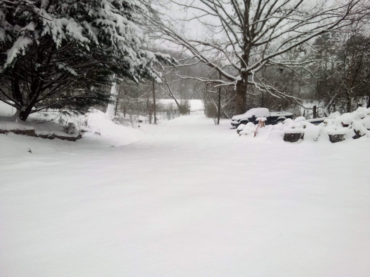 Had a nice snow at home.  Been a few years since we had snow like this.  Currently 15 degrees 🥶