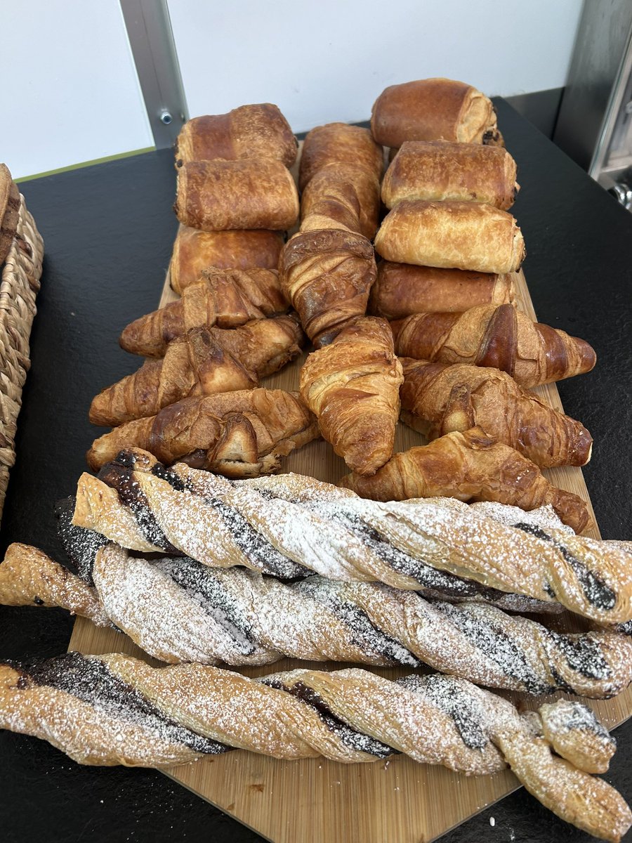 Homemade chocolate twists went down a treat today 🤤@Academy_Food_UK @OCSUK_IRE <a href="/PriorySch/">The Priory School</a>
