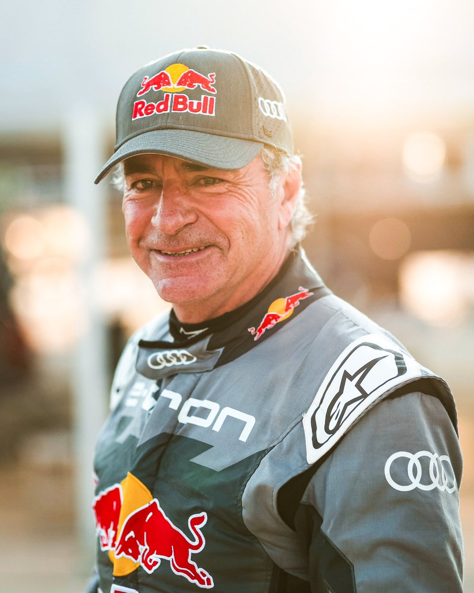 ElReyGuiri's tweet image. 🚨 ¡Carlos Sainz resiste la embestida de Loeb y solo cede 4 minutos!

😈 Mantiene una ventaja de 20 minutos y 33 segundos.

VAMOOOS

#Dakar2024