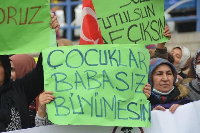 dayibeyq's tweet photo. @LKayalar 
@av_nurettinalan 
@avoguzhankaya 
@AvOnurDusunmez 
@avdenizyucel 
@saffetbozkurt67 
@avomerozmen 
@avSelmanEser 
@avsuleymanbulbu 
@avsengulk 
@ttaskinozer 
@zulkuf__ucar 
@chpatakanunver 
@AvMustafaArslan 
@yclblt06

#MahkumaAFGecmişeAdalet https://t.co/XYsBY9Z4M4
