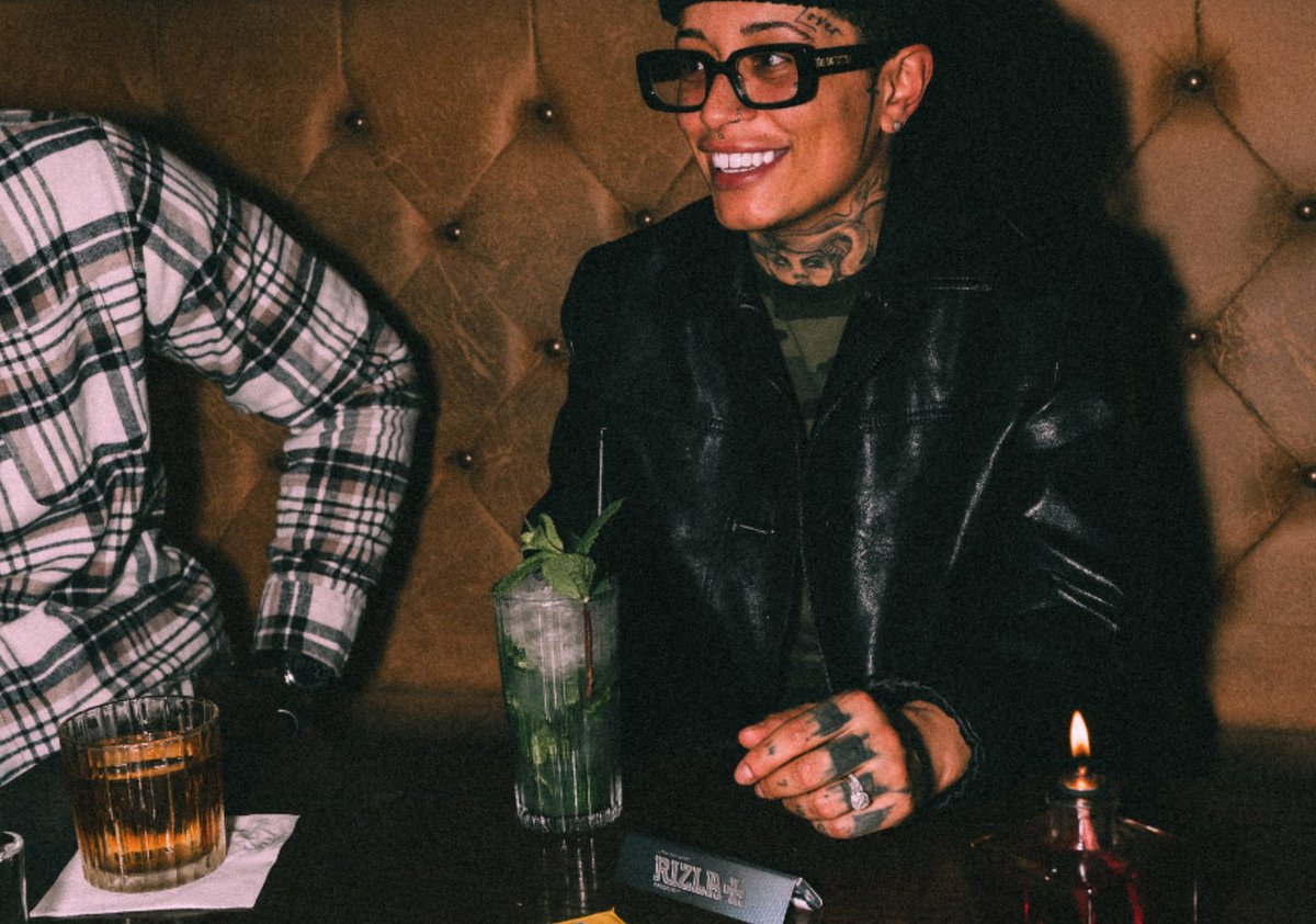 Calling all creatives! 

Design Rizla's iconic packs &amp; win big in 2024! 

Showcase your talent on a global stage, with a chance to see your design on Rizla packs. 

Plus, win an Apple MacBook. Nice!

fusedmagazine.co.uk/unleash-your-c…

#DesignContest #win #competition  #Creatives