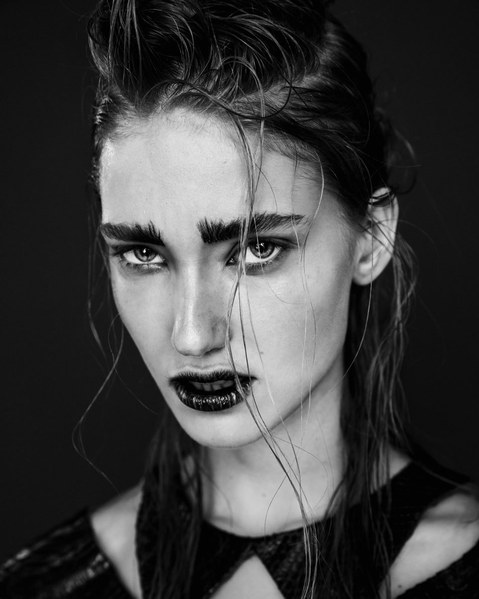 DarkMarkArt_'s tweet photo. Gm guys⚡️
Have a great day amici🖤🤘🏻 https://t.co/JUuBnccF1V