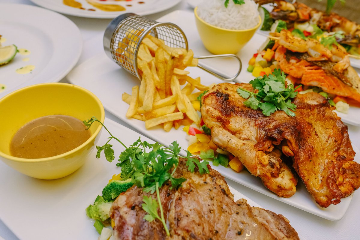 FourPointsLagos's tweet photo. Indulge in a mouthwatering treat at the Brazzerie Restaurant, where a sumptuous lunch buffet awaits daily from 12:30pm.

Our buffet is available for in-house and walk-in guests seeking a delectable dining experience!

For table reservations;
Call or WhatsApp 09053892595 https://t.co/NYi7ufVeAI