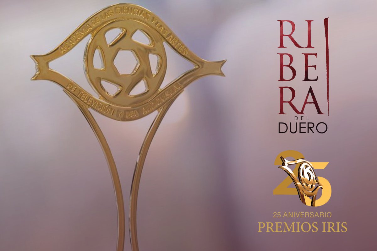 Esta noche, #LaFamiliadelaTele se reúne con motivo de los #25PremiosIris, los galardones que otorga la @academia_tv 

La #RiberadelDuero no podía perderse este bonito aniversario, así que nuestros vinos protagonizarán los brindis de las estrellas de la «pequeña pantalla»