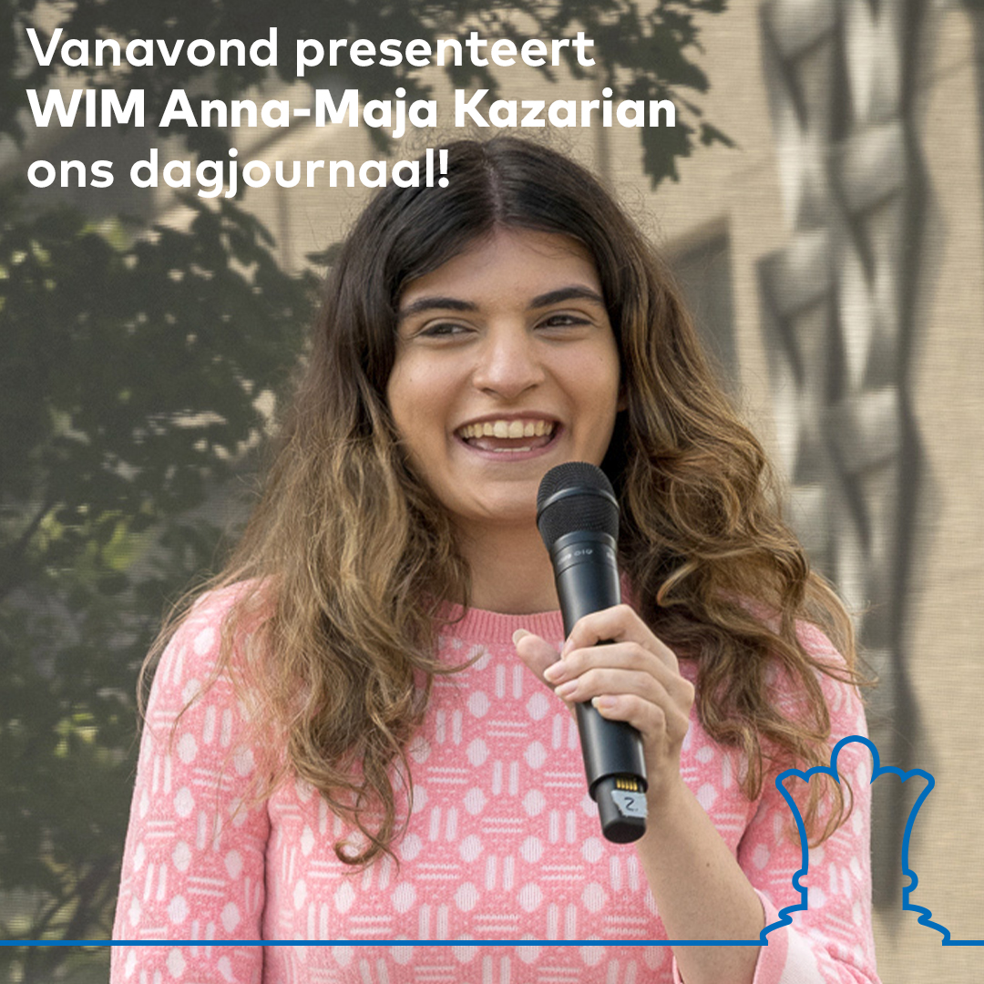 schaakbond's tweet photo. Vanavond neemt WIM @AMKazarian het schaakstokje over van IM @StefanKuipers en presenteert zij ons dagjournaal. 📰🎥 De 4e ronde van @tatasteelchess: welke partij zorgt vandaag voor het meeste vuurwerkt? 🎇 Onze #Twitch: https://t.co/il19TVdah0. #TataSteelChess #schaken #chess https://t.co/PKxTb4OSja