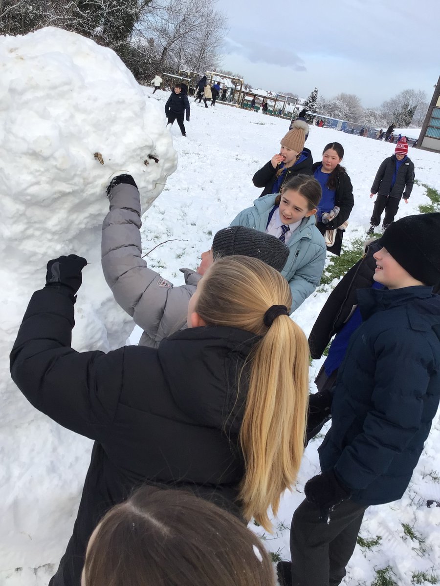 Snow days are the best! <a href="/whistonwillis1/">Whiston Willis Primary Academy</a> <a href="/MrWongWW/">Mr Wong</a>  <a href="/MissCaldwell09/">Miss Caldwell</a>