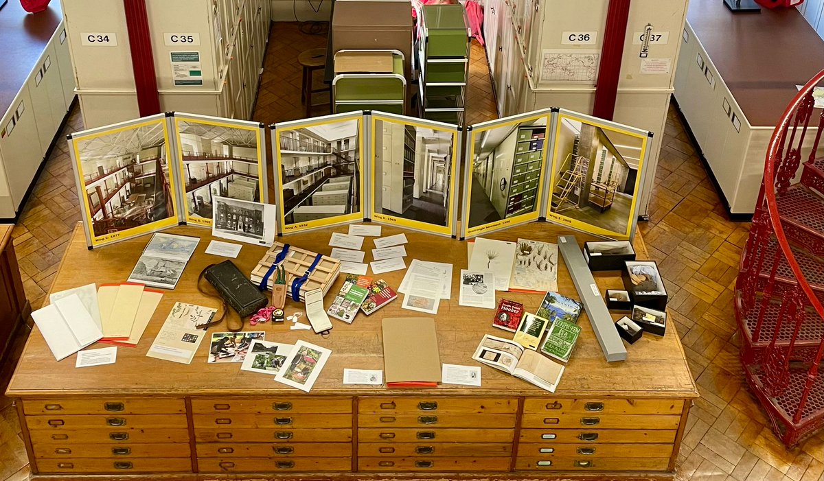 🌱Last week we welcomed descendants of our first directors William and Joseph Hooker to #KewHerbarium & #KewArchives for a tour of the herbarium and a peek at the legacy of their predecessors 🌿
#curation #taxonomy #collections