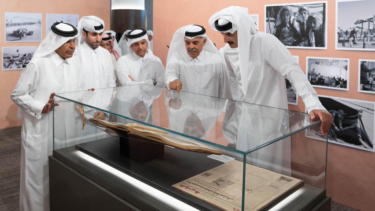 يأتي تدشين دار الوثائق القطرية اليوم كإضافة إلى منشآتنا الوطنية الأخرى، لتسهم في حفظ تاريخ دولة قطر وتأصيل هوية بلادنا الثقافية والوطنية عبر أرشفة التراث الوثائقي والنهوض بالبحث العلمي والكتابة التاريخية والتوعية بأهميتها.