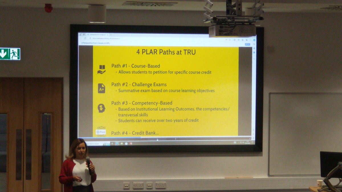 'The Credit Bank' @thompsonriversu #Canada 'to provide an open learning educational credit bank for students' there are 4 PLAR paths (prior learning assessment and recognition) offering #pathways towards #accreditation @rpl_network @VPLBiennale