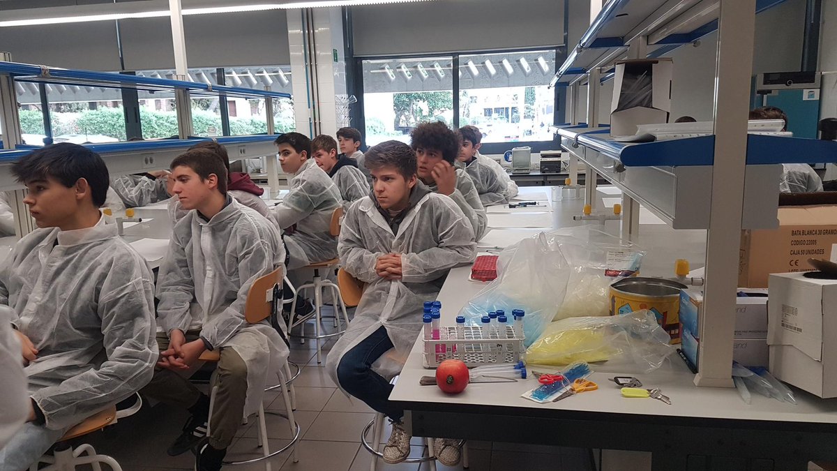 Institució La Farga tweet media