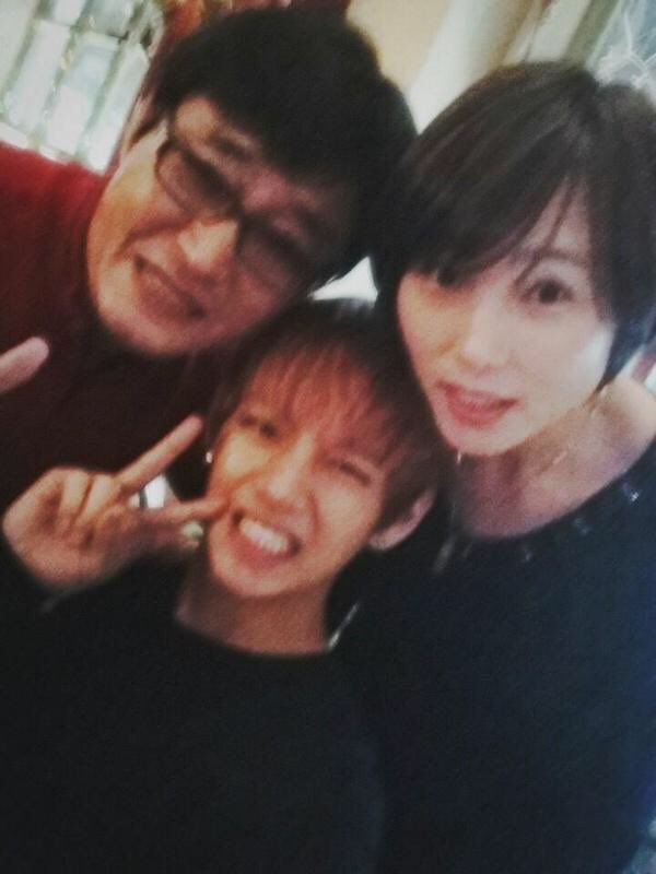 Artistae1230's tweet photo. Such a loving and supportive family🥹💞 https://t.co/gjcEJyliGj