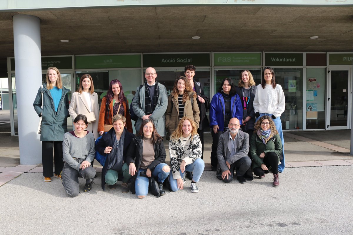 FAS_UAB's tweet photo. Acabem de presentar els programes d'acció social universitària en el kick-off-meeting del nou projecte K-reporters, "Reassembling politics across children's cultures to scale intersectional pedagogies".
@EducacioUAB @AtlasEducacio https://t.co/mYtEn0iR6x