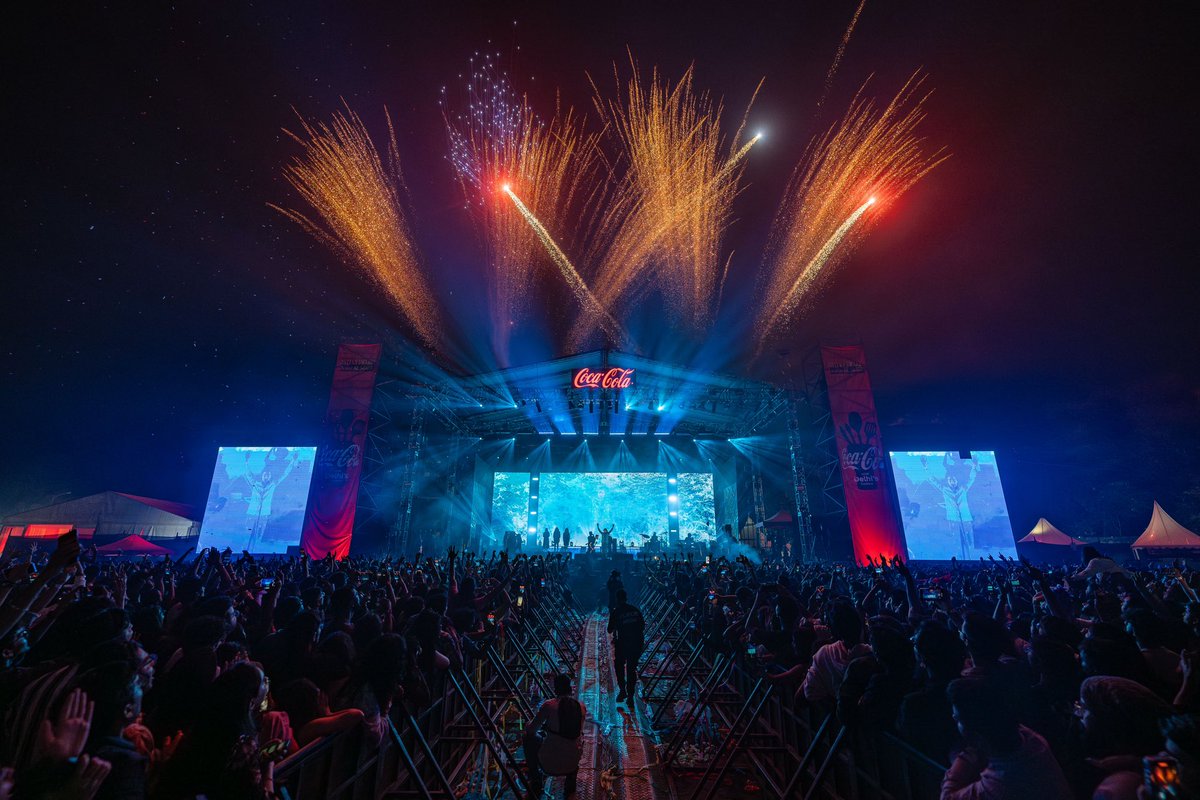 Ground Control tweet media