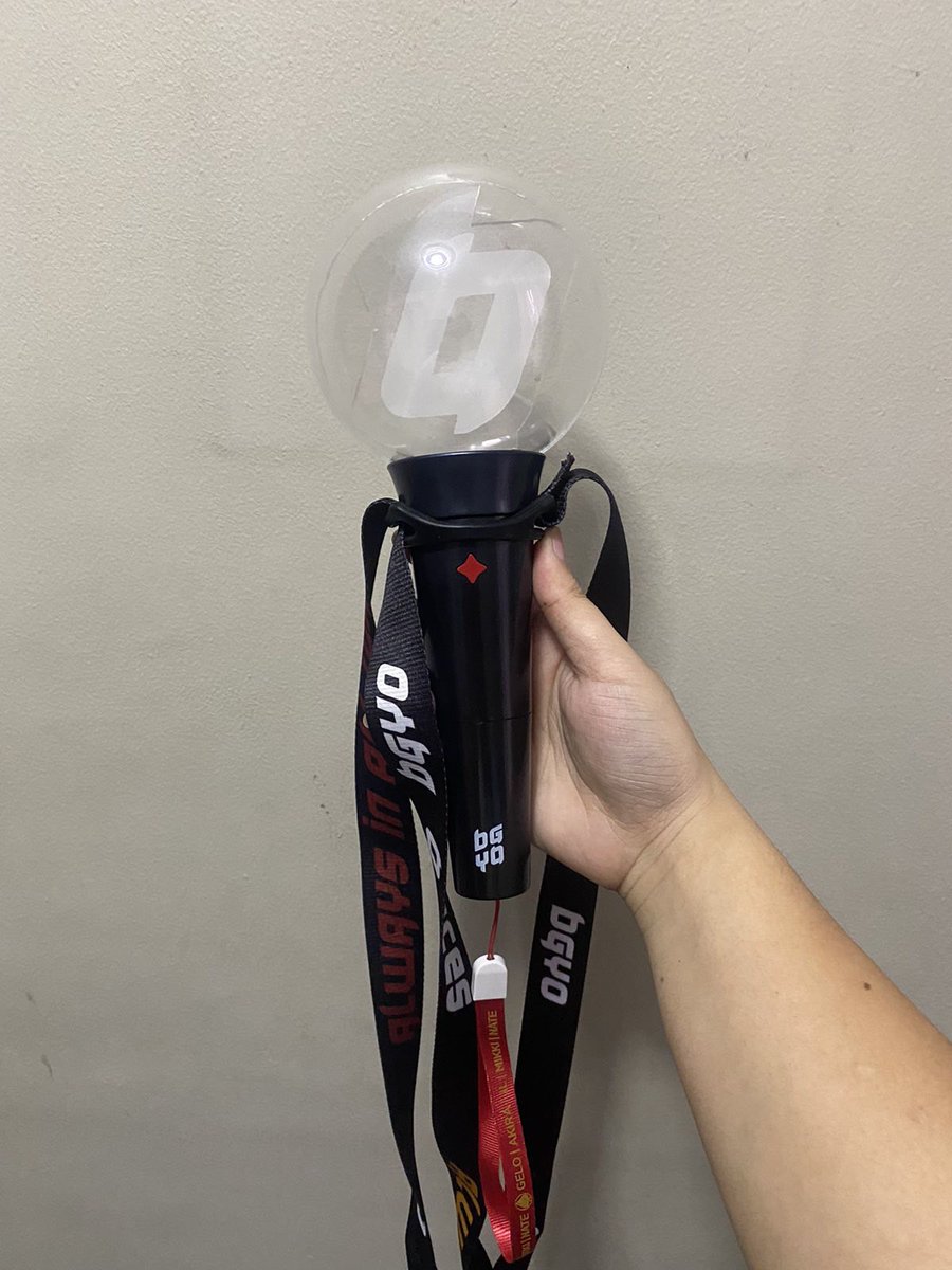 jolofrances's tweet photo. wts lfb #BGYO

BGYO "The Light" lightstick
₱1,000
 In good condition 

MOP: Gcash
DOP: 5 days
MOD: grab, lbc, j&amp;t,lalamove
SF to be shouldered by buyer

Inclusions:
box
bgyo "the light" lightstick
ls strap
battery holder
Mikki pc
Ref magnet and more freebies https://t.co/1YHBtlsict
