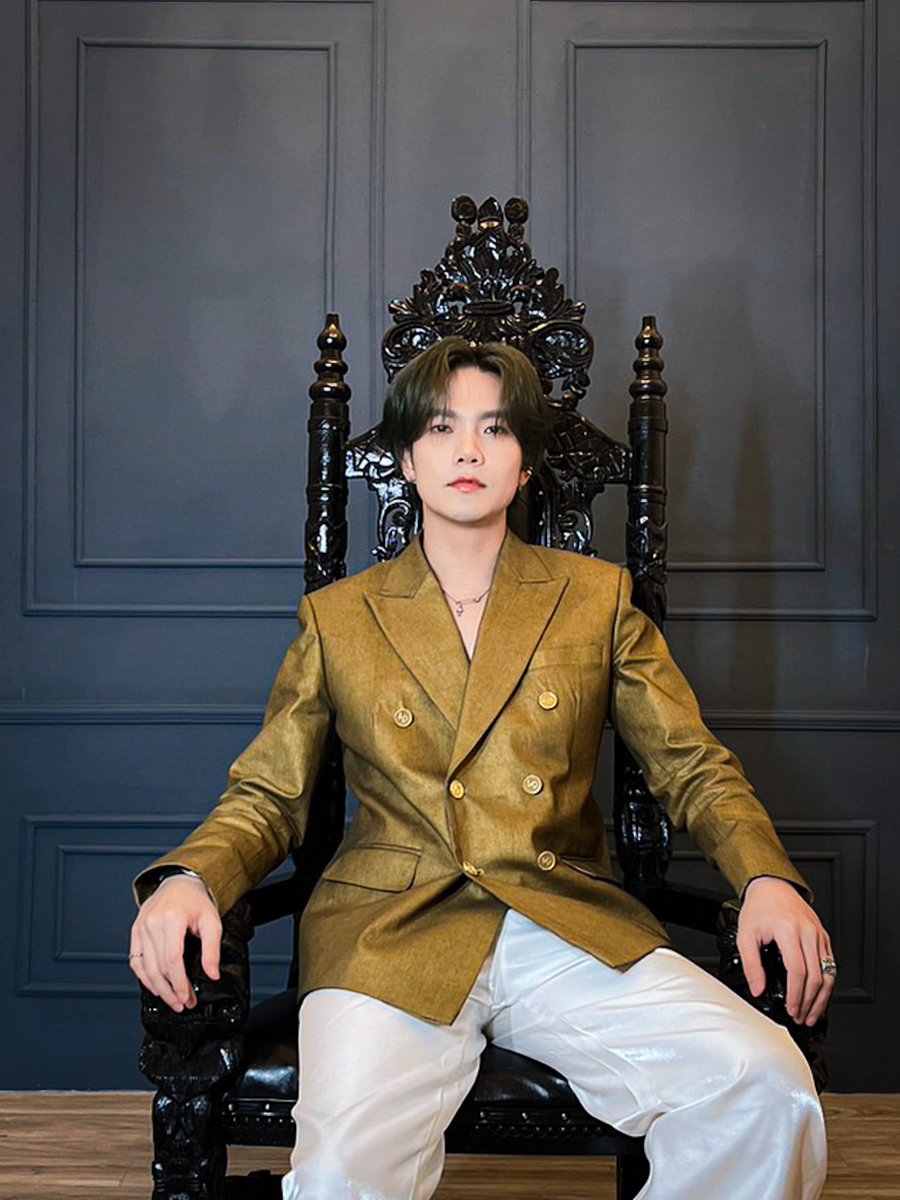 ชาวบียัวร์ทุกคนนน 💙😊
พร้อมจะเจอน้อนบิวกันแล้วใช่ไหมคะ !!!
ไหนขอเสียงหน่อยยยยยยย  🎊🎉

SEASPIRIT LIVE WITH BUILD
#SeaSpiritxJinJianCheng
#BuildJakapan #Beyourluve 
<a href="/JakeB4rever/">BIU.</a>