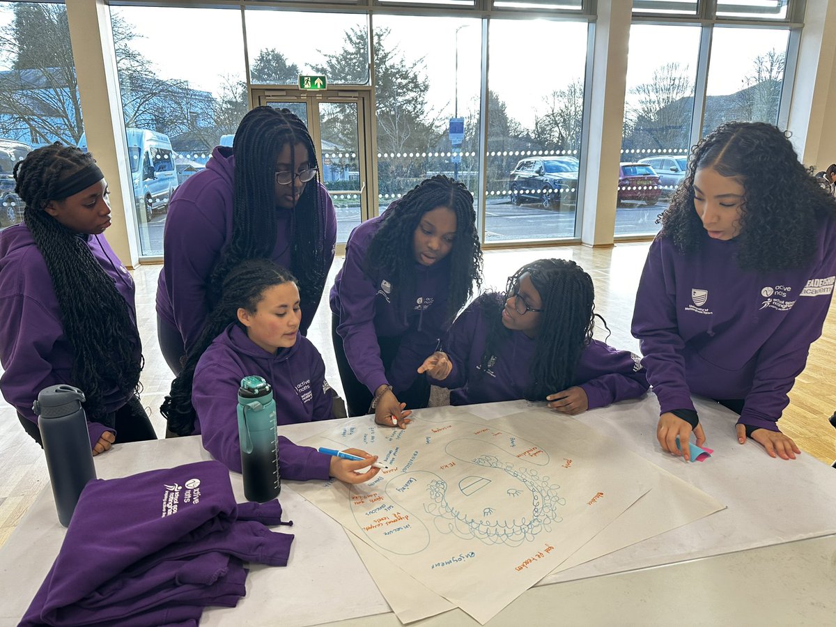 mrsgreenPE's tweet photo. Our Year 9 Girls Active Mentors having a fantastic morning at the Girls Empowerment Conference @YouthSportTrust @SportBluecoat @BWAPrincipal @SchoolSportNot1 https://t.co/x3PJeOapgU