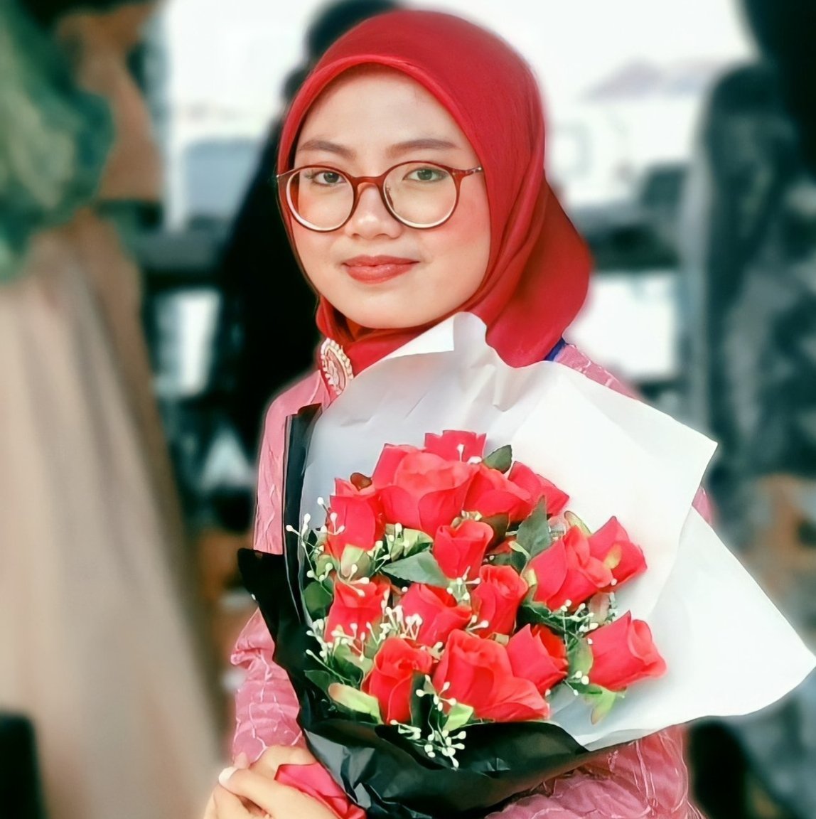 masseokmin's tweet photo. ✿   ۫   fallin ꒰ 💐 ꒱ flower  ა 𓈒 ֹ

#CaratSelcaDay #CSD #CARAT_SELCA_DAY #DINO #디노 #SEVENTEEN #세븐틴 @pledis_17 https://t.co/QLTux3l6xS