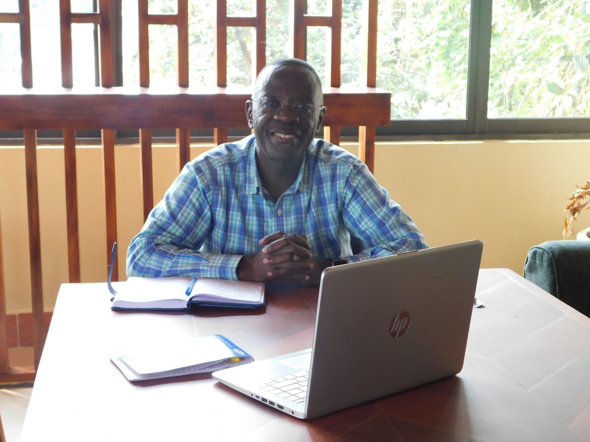 Mdgochildren's tweet photo. Mdogo Disabled Children's Foundation's Ronald Sekitoleko, meet with the Rotary District Governor, 
D- 9213. Governor Edward Kakembo embraced the project and applauded Mdgo’s efforts to improving the lives of the severely disabled children. He pledged Rotary's full support. https://t.co/cV3hhUWxx2