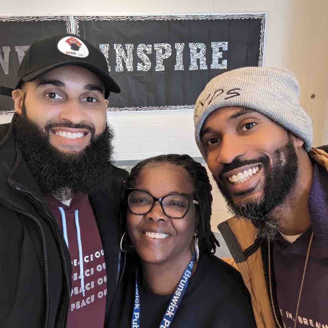 KYDS_NJ's tweet photo. We empower generations! Soul grateful we had the incredible opportunity to deliver our ‘Awakening Your Super You!’ assembly to the bright minds at New Brunswick High School. 🎓✨ 

Together, we’re fostering a community of strong, conscious leaders! 💪🏿

#KYDS #SOULutions https://t.co/mcH3k1GCZN