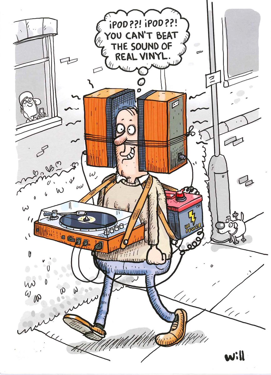 warrior_orion's tweet image. #BringEmBack 
CDs. Not everyone who loves music has an expensive hi-fi system and an entire Constellation to store vinyl in... 😁💿